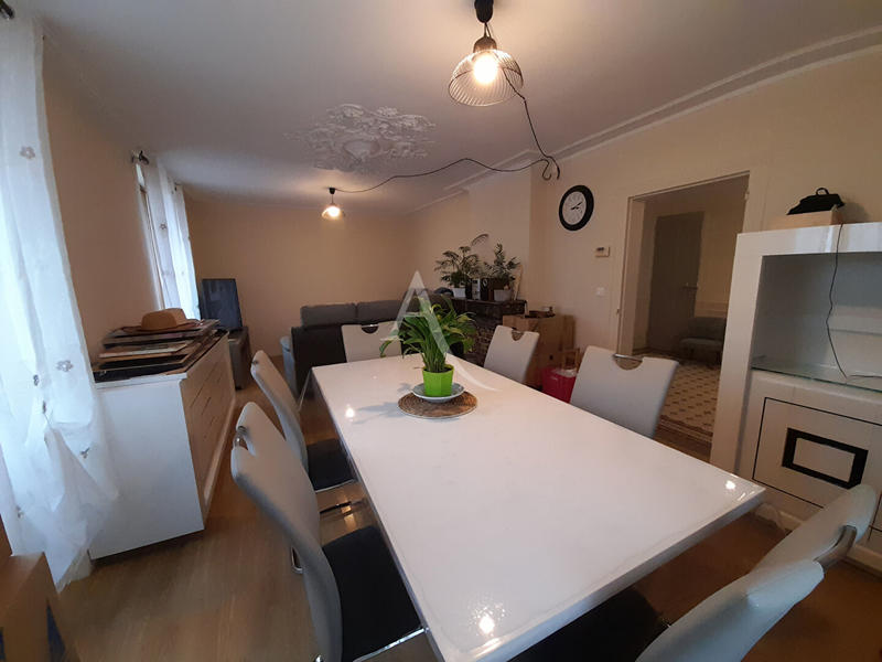 Maison - 106 m² - 4 pièces