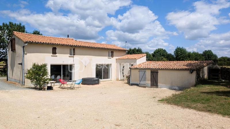 Longère - 134 m² - 6 pièces