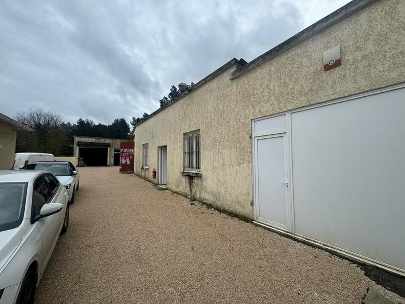 Atelier d'activités - 80 m²