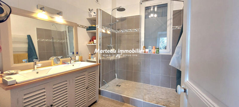 Maison - 181 m² - 7 pièces