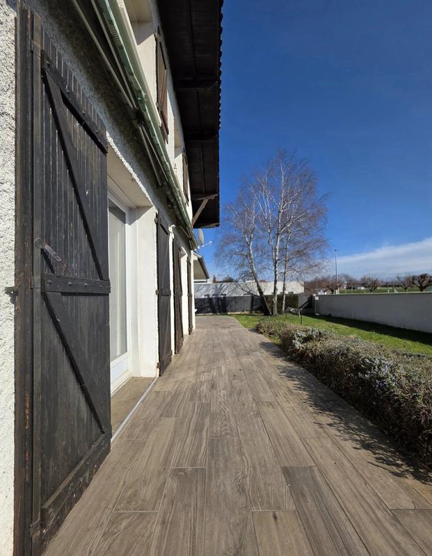 Maison - 163 m² - 6 pièces