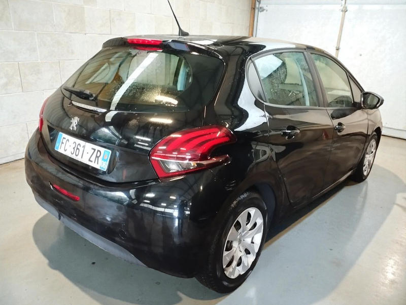 Peugeot 208 1.2 Thp 68 Like 5p