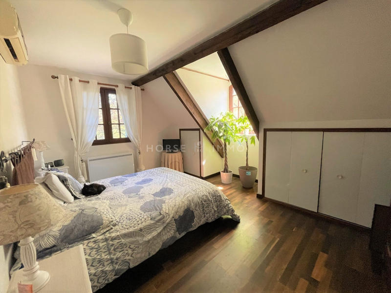 Maison - 161 m² - 5 pièces