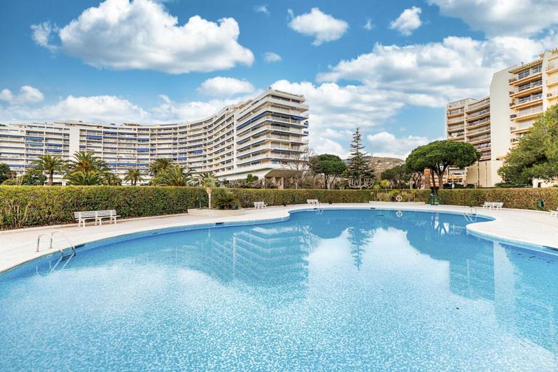 Appartement - 98 m² - 3 pièces