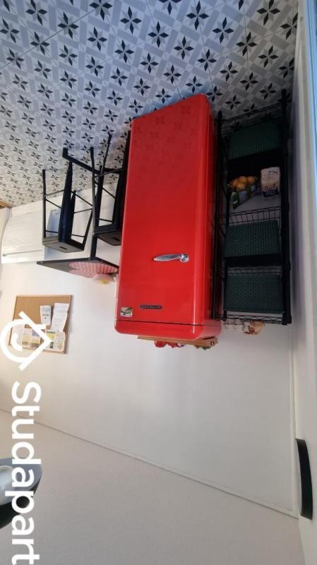 Chambre - 9 m² - 1 pièce