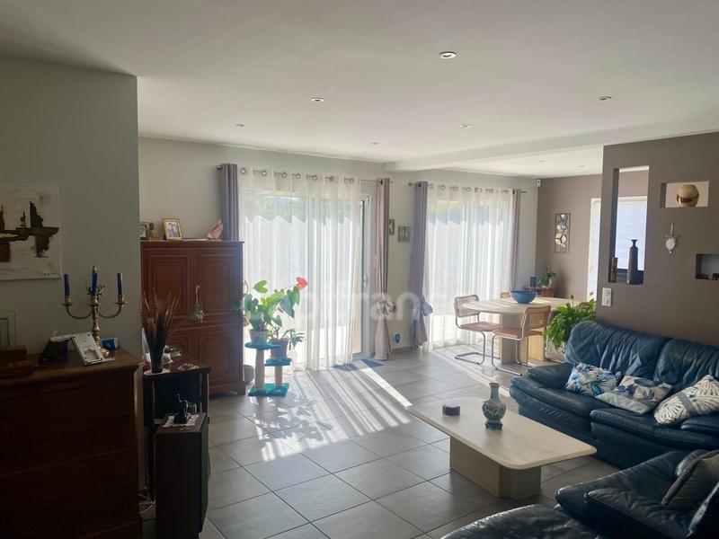 Maison - 109 m² - 5 pièces