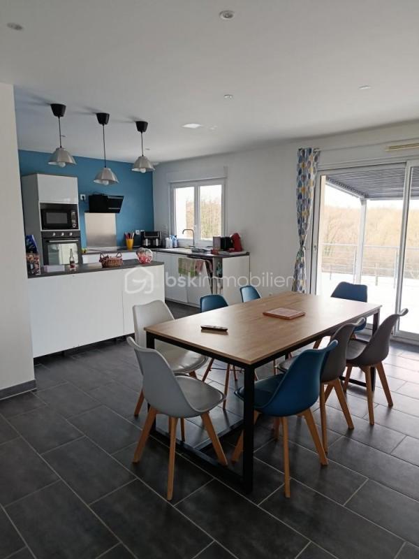 Maison traditionnelle - 102 m² - 5 pièces