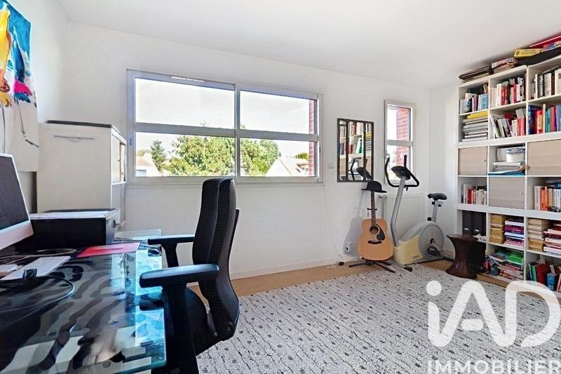 Maison - 196 m² - 7 pièces