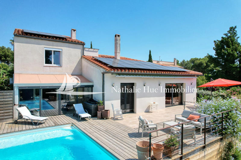 Maison - 200 m² - 3 pièces