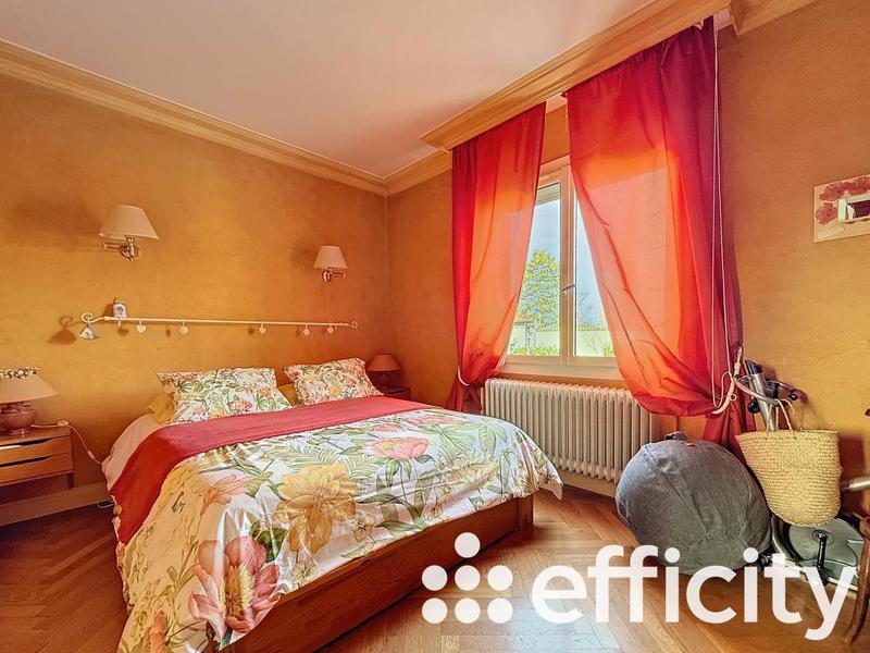 Maison - 186 m² - 6 pièces