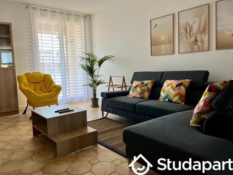 Chambre - 9 m² - 1 pièce