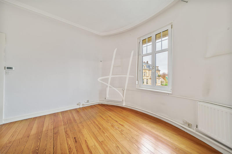 Duplex - 154 m² - 8 pièces