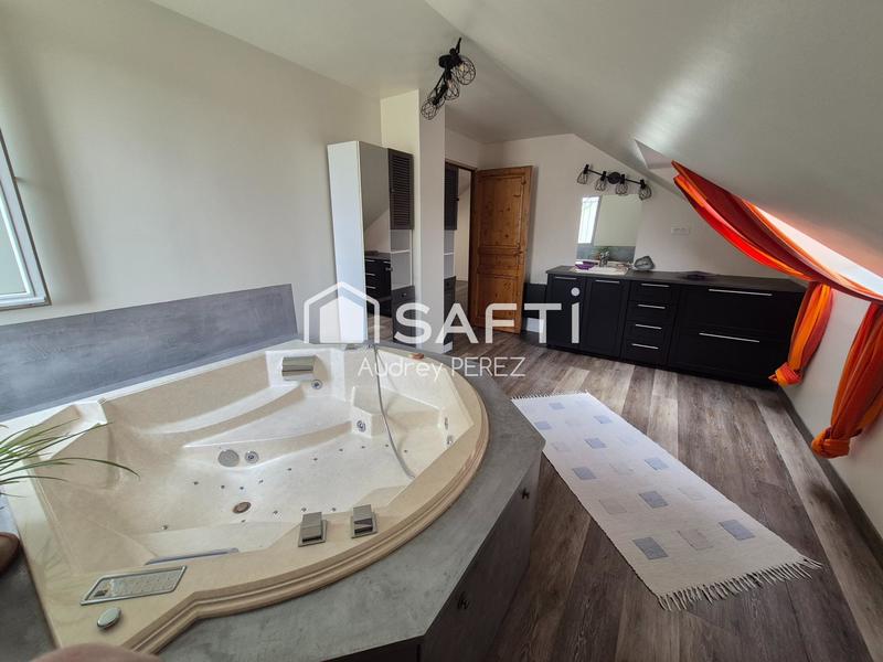 Maison - 167 m² - 7 pièces