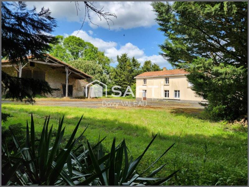 Maison de village - 120 m² - 6 pièces