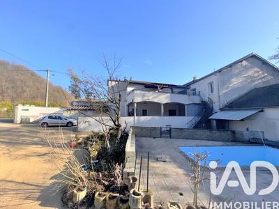 Loft - 147 m² - 4 pièces