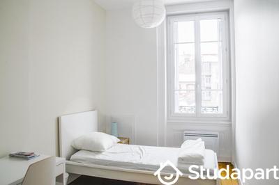 Chambre - 12 m² - 1 pièce