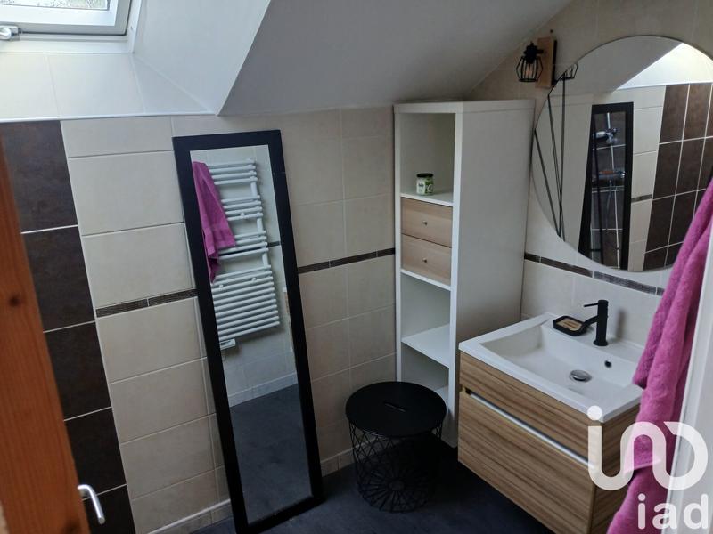 Maison - 240 m² - 9 pièces