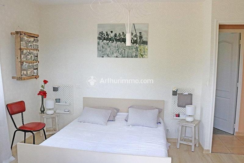 Maison - 99 m² - 5 pièces