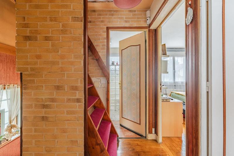 Maison - 250 m² - 7 pièces