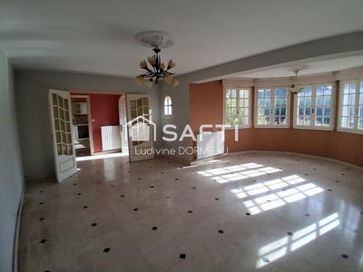 Maison - 162 m² - 6 pièces