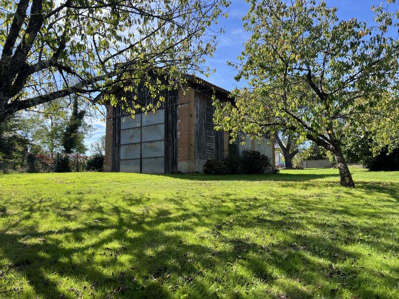 Propriété - 171 m² - 2 pièces