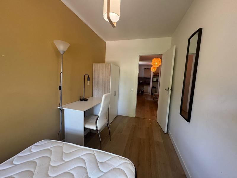 Appartement - 75 m² - 5 pièces