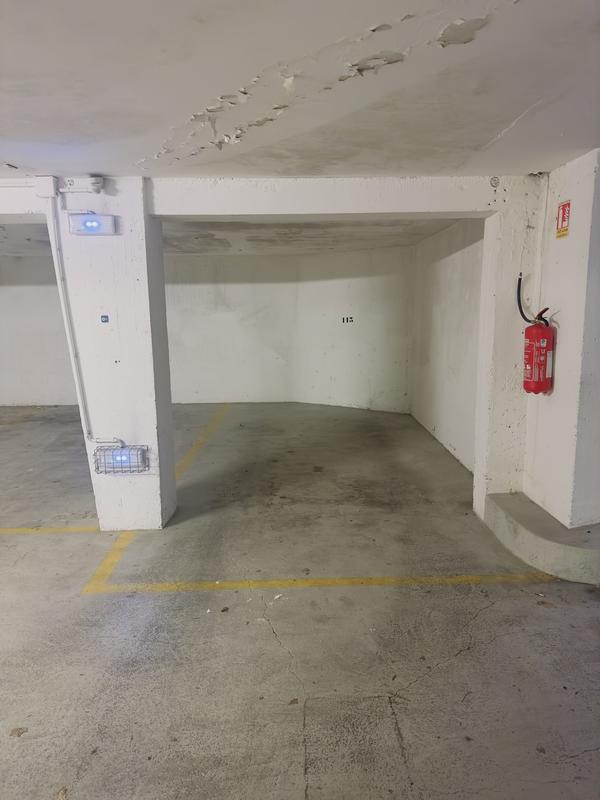 Parking / Garage - 8 m²