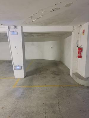 Parking / Garage - 8 m²