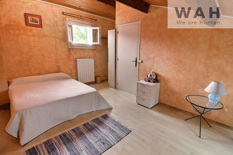 Maison - 187 m² - 7 pièces