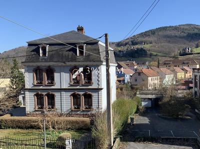 Villa - 207 m² - 8 pièces