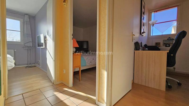 Maison - 92 m² - 5 pièces