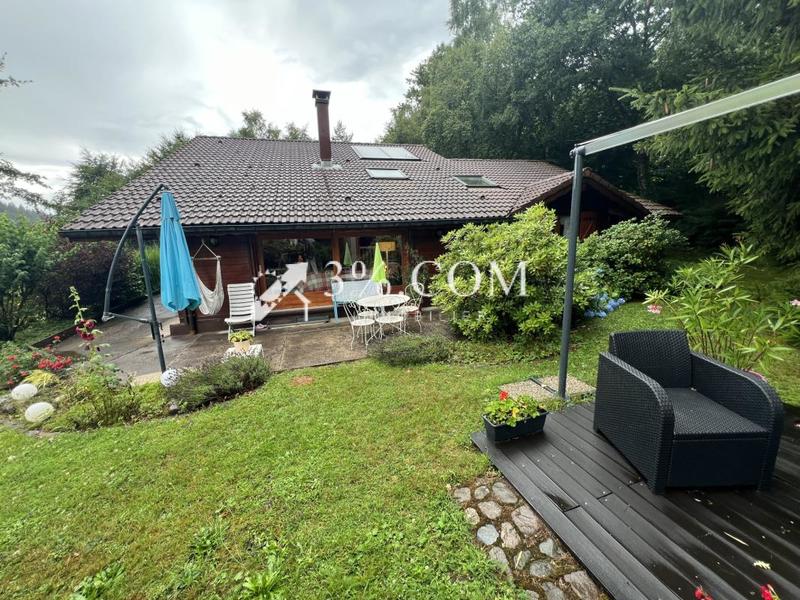 Châlet - 147 m² - 9 pièces