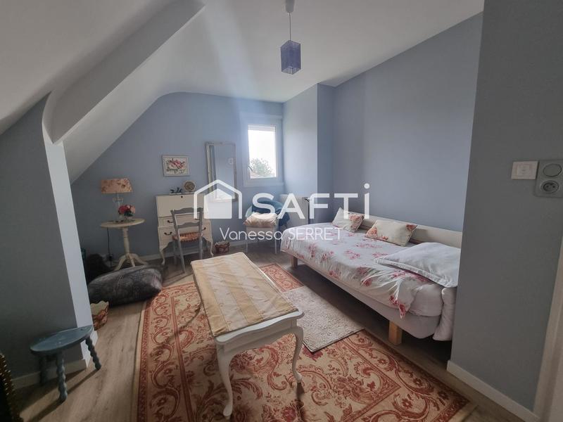 Maison - 137 m² - 5 pièces