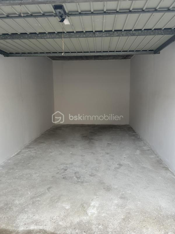 Garage - 13 m²