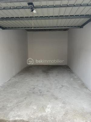 Garage - 13 m²