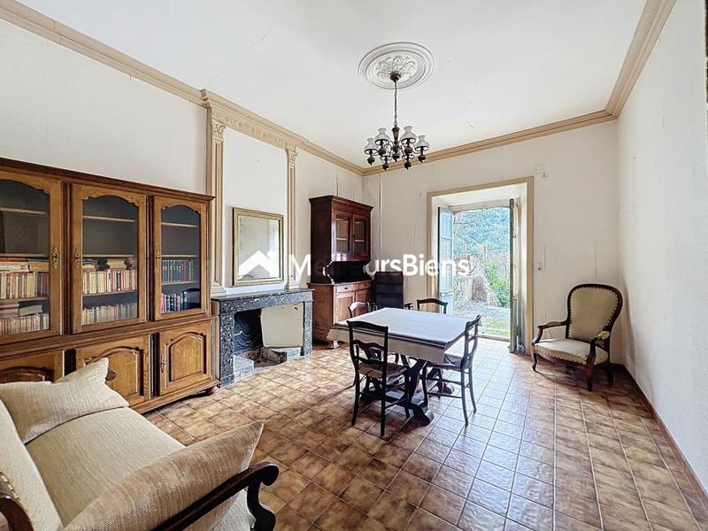 Maison en pierre - 150 m² - 6 pièces