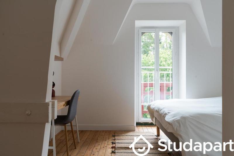 Chambre - 24 m² - 1 pièce