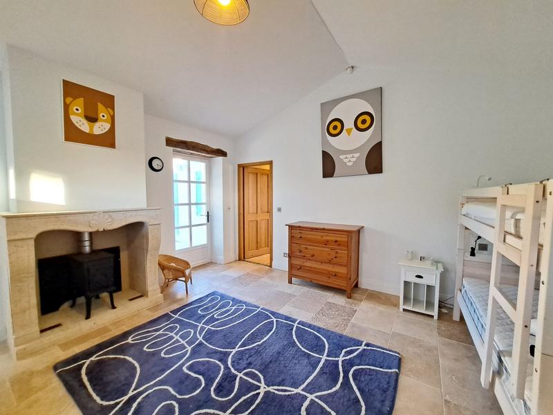 Maison - 295 m² - 10 pièces