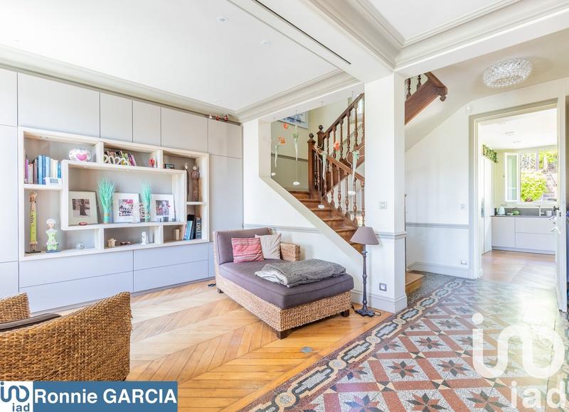 Maison - 167 m² - 7 pièces