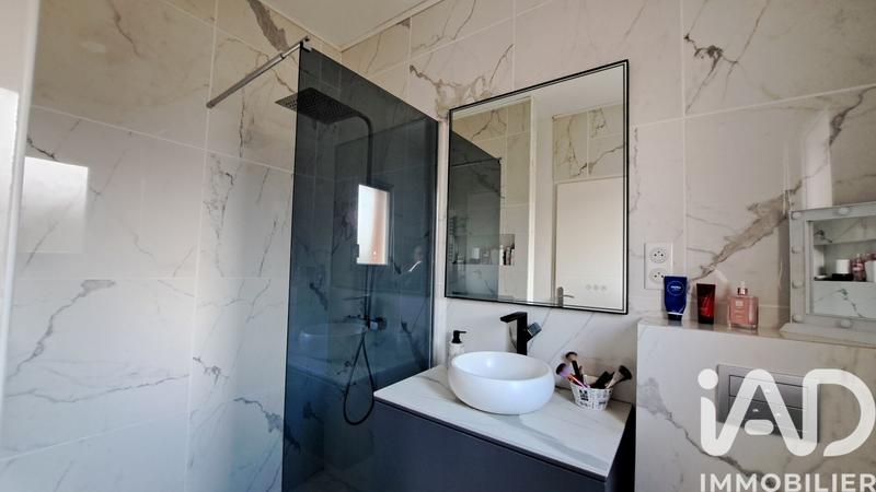 Maison - 97 m² - 5 pièces