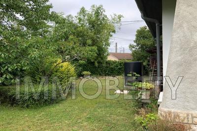 Maison - 210 m² - 8 pièces