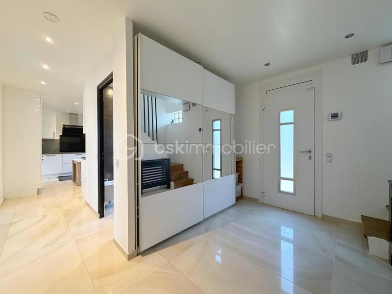 Maison - 114 m² - 7 pièces