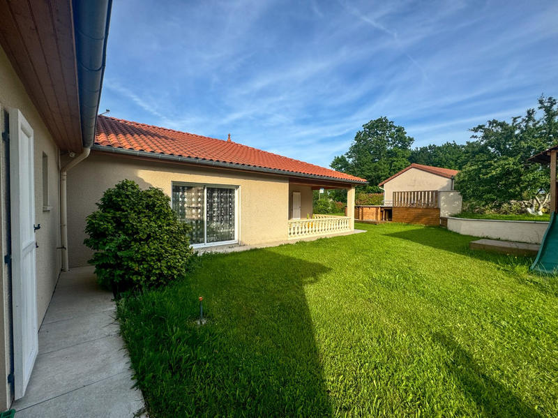 Maison - 275 m² - 7 pièces