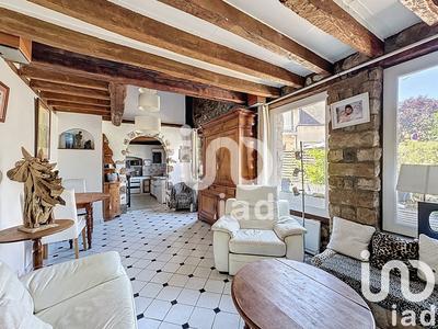 Maison - 99 m² - 5 pièces