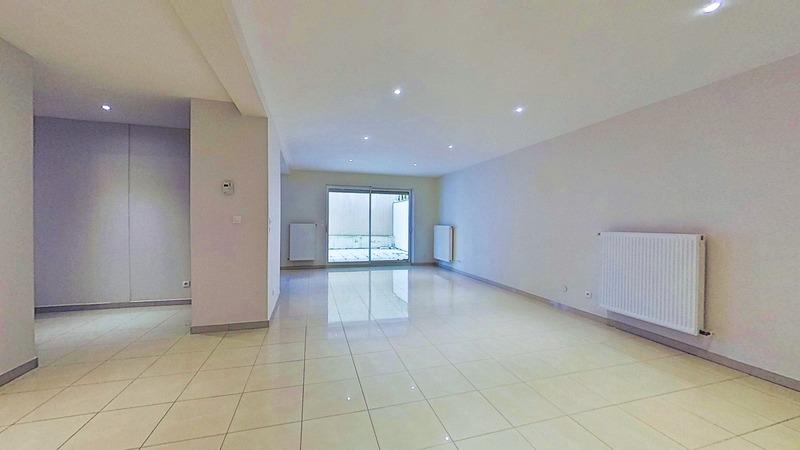 Appartement - 100 m² - 4 pièces