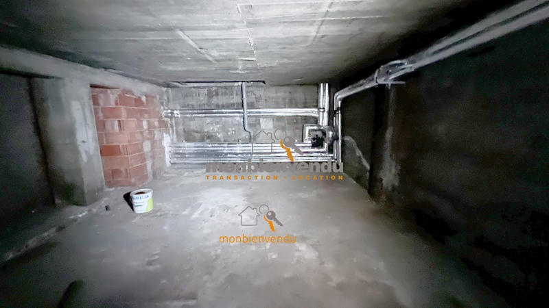 Local commercial - 265 m²