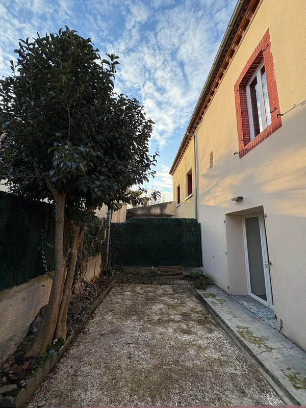 Maison - 90 m² - 4 pièces