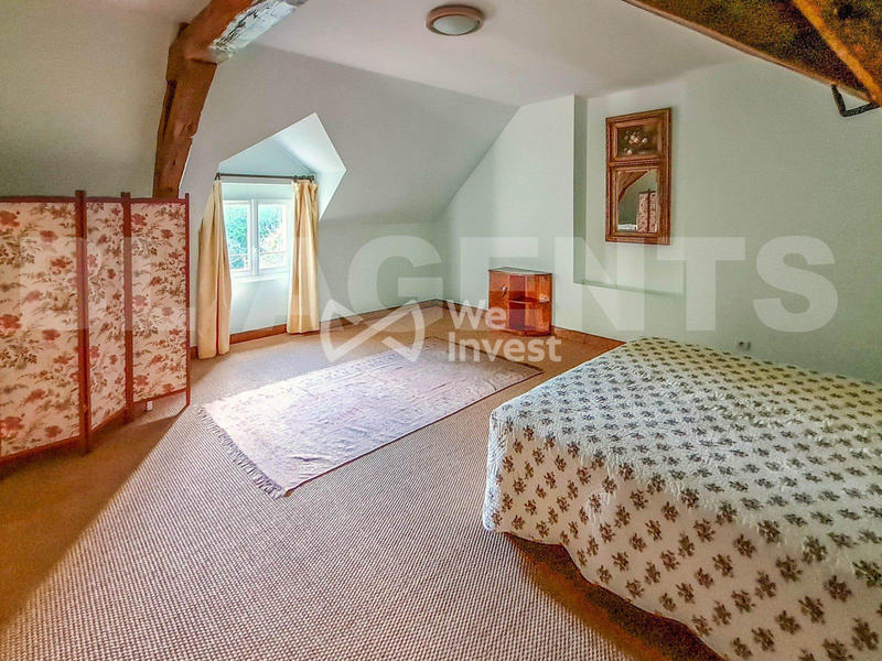 Maison - 530 m² - 20 pièces