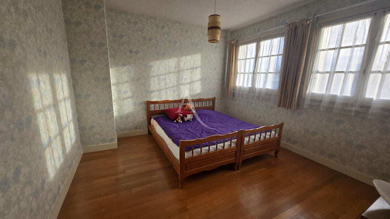 Maison - 120 m² - 5 pièces