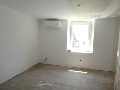 Maison - 170 m² - 10 pièces